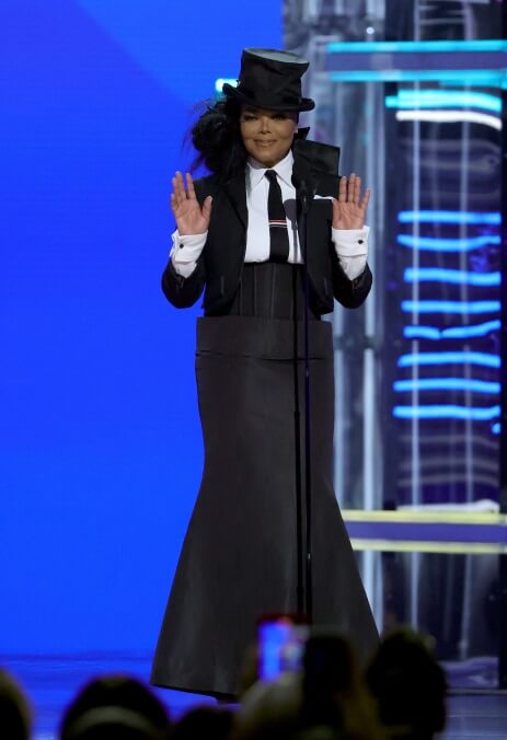 Janet Jackson makes a surprise appearance