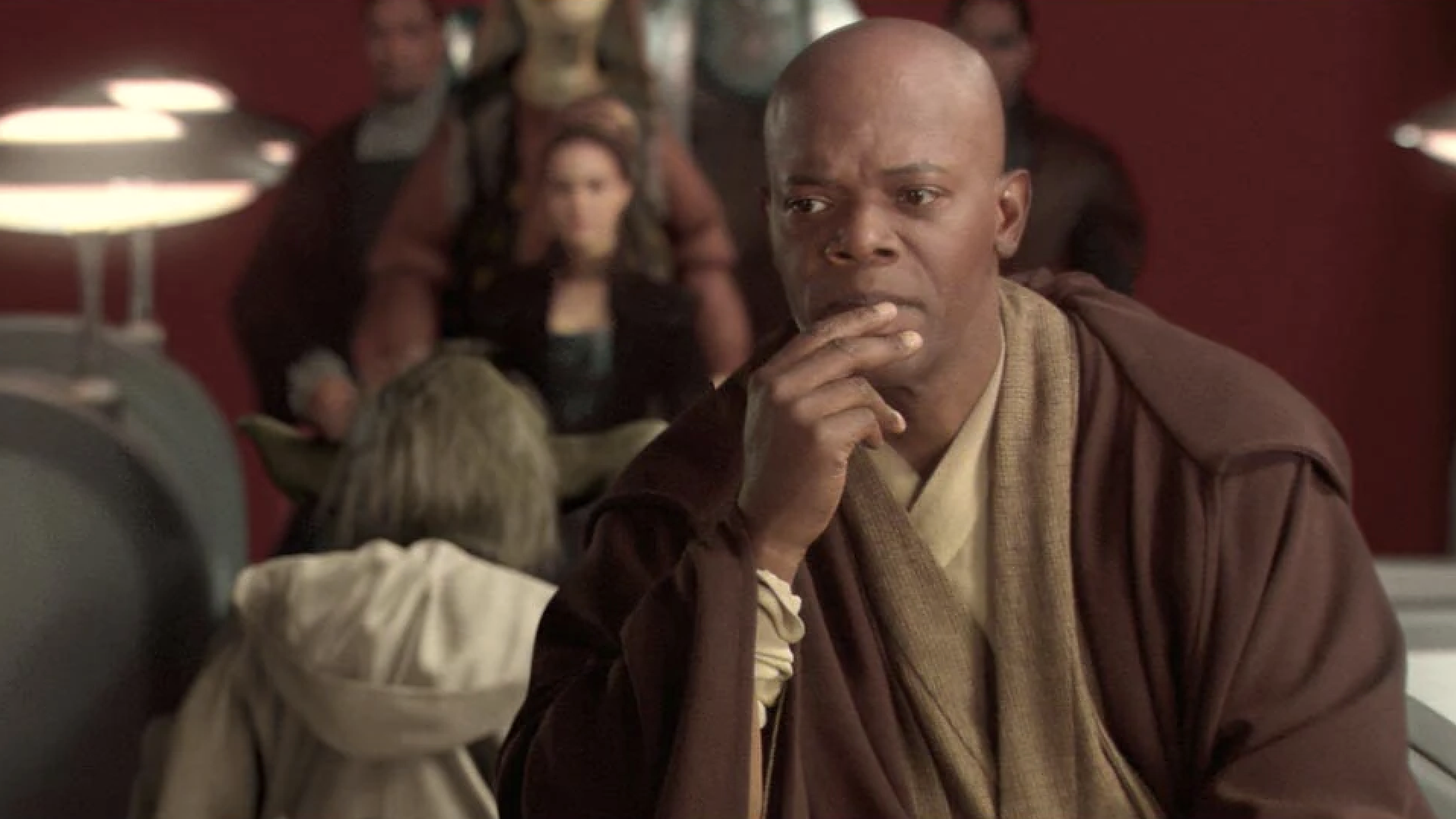 2. Did Mace Windu somehow survive Revenge Of The Sith?