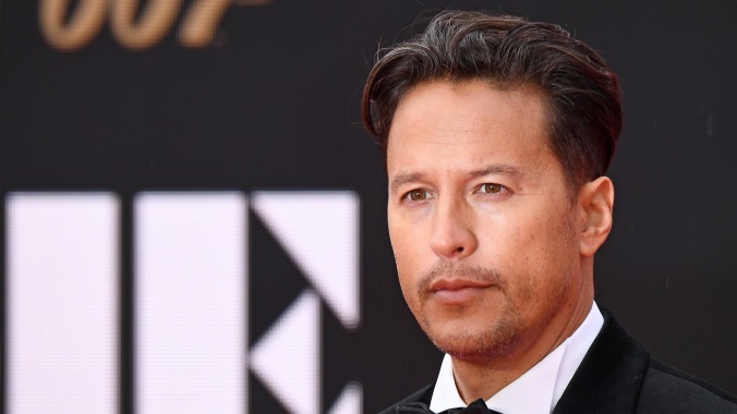 Multiple crew members on Cary Fukunaga projects address accusations of inappropriate behavior