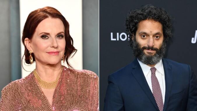 梅根·穆利（Megan Mullally）和傑森·曼茲卡斯（Jason Mantzoukas）在迪斯尼加上扮演大人珀西·傑克遜展示