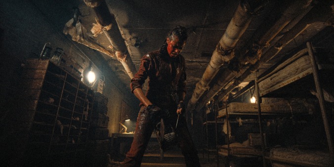 Resident Evil pinpoints the apocalypse in gory new trailer