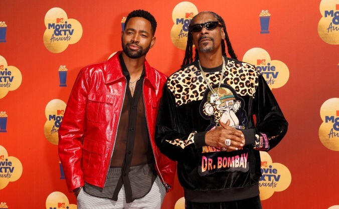 Snoop Dogg and Top Gun actor Jay Ellis 