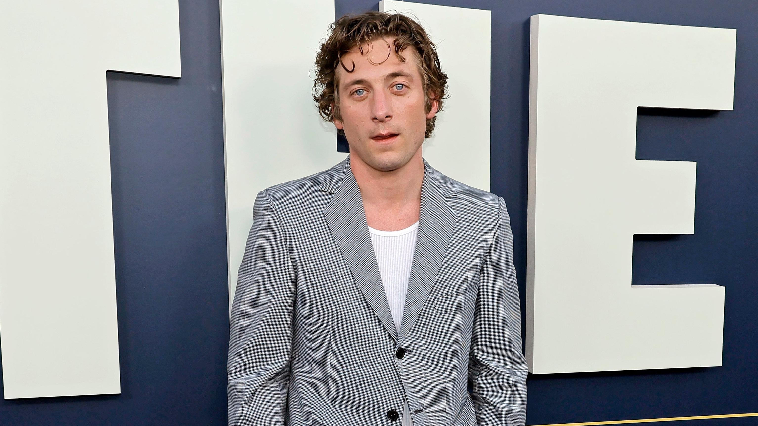 Jeremy Allen White was on Shameless so long he started to feel like he wasn’t an actor anymore