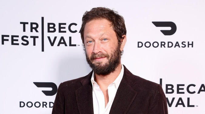 Ebon Moss-Bachrach joins Sarah Paulson on the thriller Dust