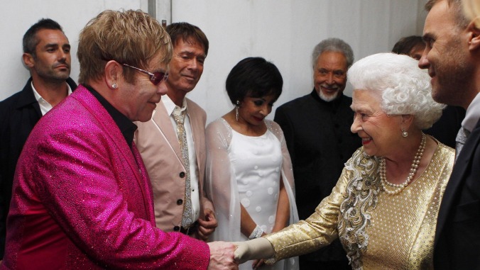 Celebrities react to the death of Queen Elizabeth II