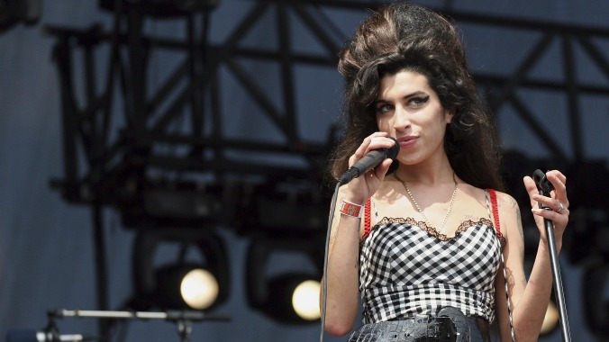 James Bond producer recalls approaching Amy Winehouse for Quantum Of Solace theme