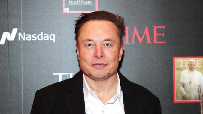 Elon Musk plans to lay off 5,000 Twitter employees, obviously