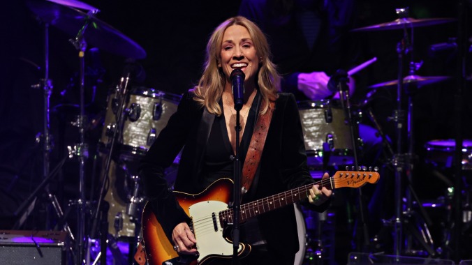 Sheryl Crow says she had human poop flung at her while onstage at Woodstock ’99