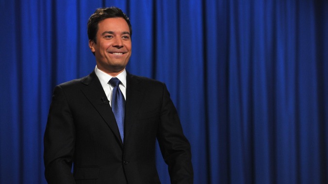 Jimmy Fallon suppresses giggles long enough to say he never purposely broke on SNL