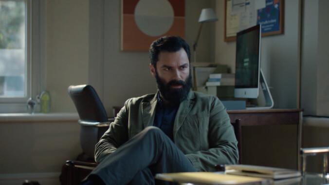 Aidan Turner is a doctor with a secret in an exclusive sneak peek of The Suspect