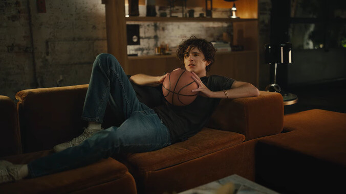 Timothée Chalamet asks Apple TV Plus for a job in a new commercial