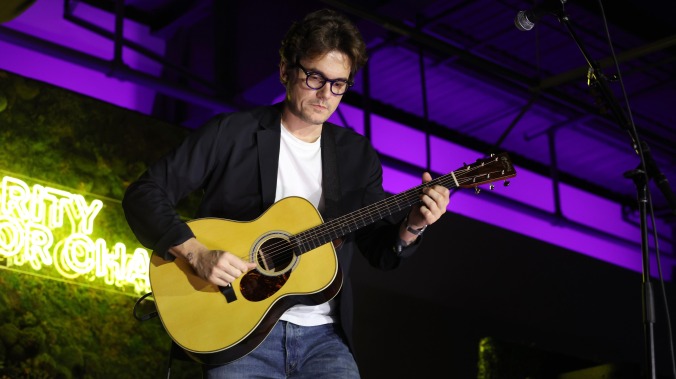 Guitar music guy John Mayer going on guitar music tour