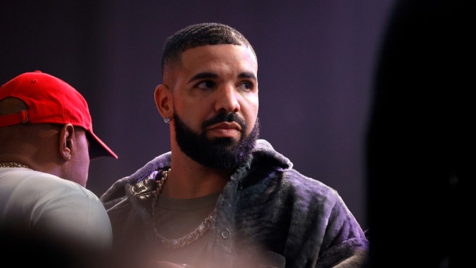 Drake paused his Apollo Theater show after a fan fell from the balcony