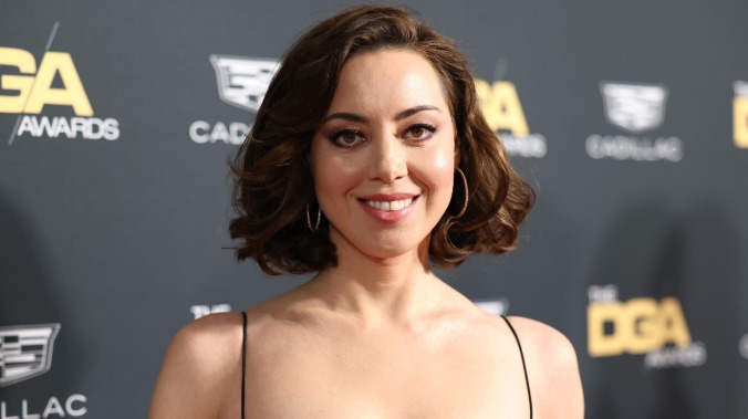 Aubrey Plaza got her role on Parks And Recreation by wearing jean shorts and “acting weird”