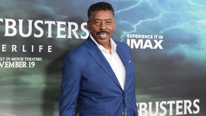 Ernie Hudson says being “pushed aside” in Ghostbusters marketing “felt deliberate”