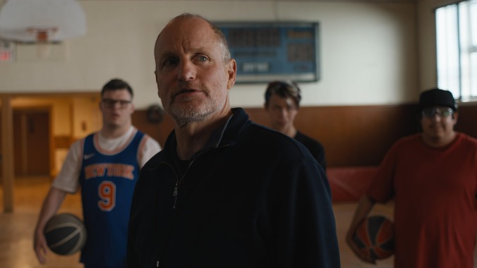 Champions review: Woody Harrelson takes his shot at a feel-good basketball movie