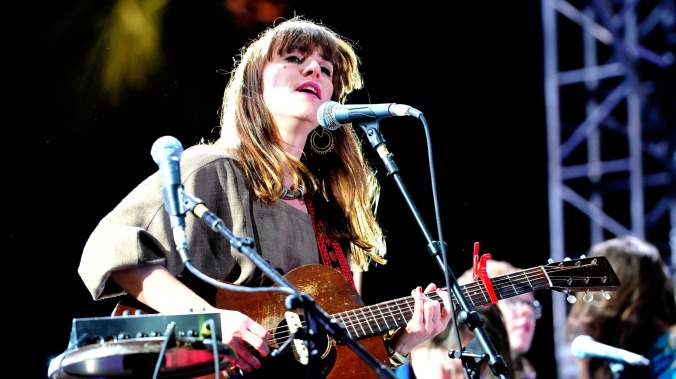 Feist opens up about exiting Arcade Fire’s 2022 tour: “I can’t avoid my responsibility here”