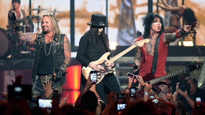 Guitarist Mick Mars files lawsuit against fellow Mötley Crüe members for trying to oust him