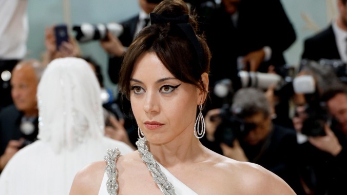 Iconoclast Aubrey Plaza doesn’t stream anything, she buys digital shows and movies on iTunes