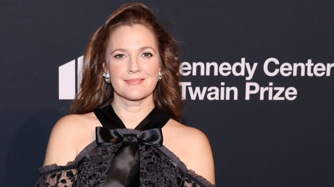 Drew Barrymore has choice words for tabloids clickbaiting her relationship with her mom