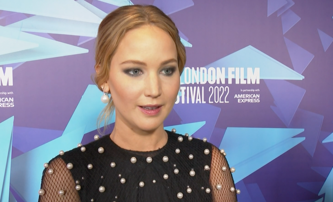 Even after sleeping with the director, Jennifer Lawrence still doesn’t understand Mother!