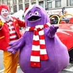 McDonald’s Grimace Shake may be gross, wasteful, and stupid, but it’s a social challenge done right