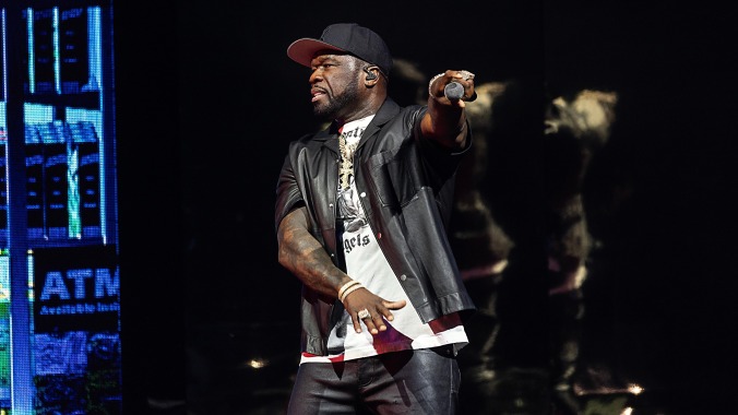 50 Cent joins the throwing things at concerts challenge