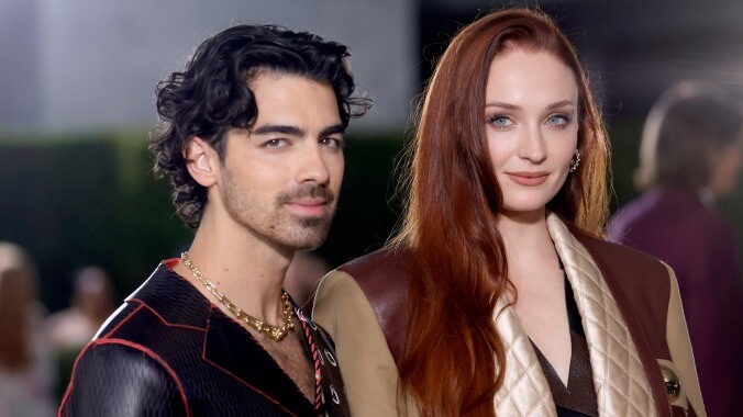 The summer of splits has officially come for Joe Jonas and Sophie Turner