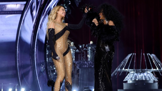 Watch Diana Ross and the Beyhive bring the house down for Beyoncé’s birthday