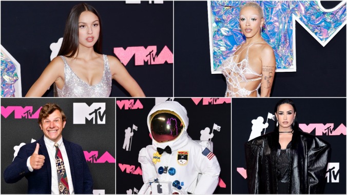 Olivia Rodrigo, Doja Cat, Taylor Swift, and more A-list arrivals at the 2023 MTV Video Music Awards