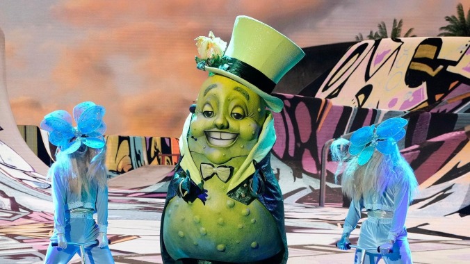 This week’s big Masked Singer reveal: “Beverly Hills” is still not a very good song
