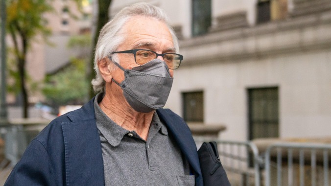 Robert De Niro takes the stand as workplace discrimination trial begins