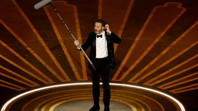 Glutton for punishment Jimmy Kimmel will referee this year’s Oscars