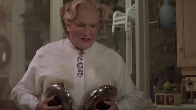 Chris Columbus has 900 boxes of old Mrs. Doubtfire footage, wants to make a documentary with it