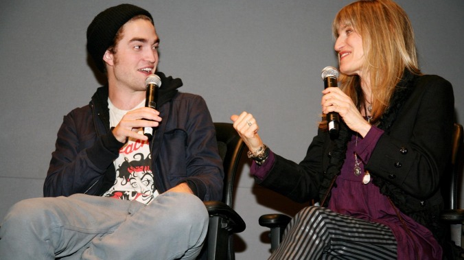 Twilight studio expected director to make Robert Pattinson hotter somehow