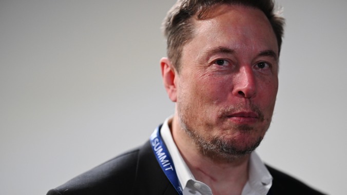 Disney, Apple, and more suspend Twitter ads amid Elon Musk antisemitism scandal