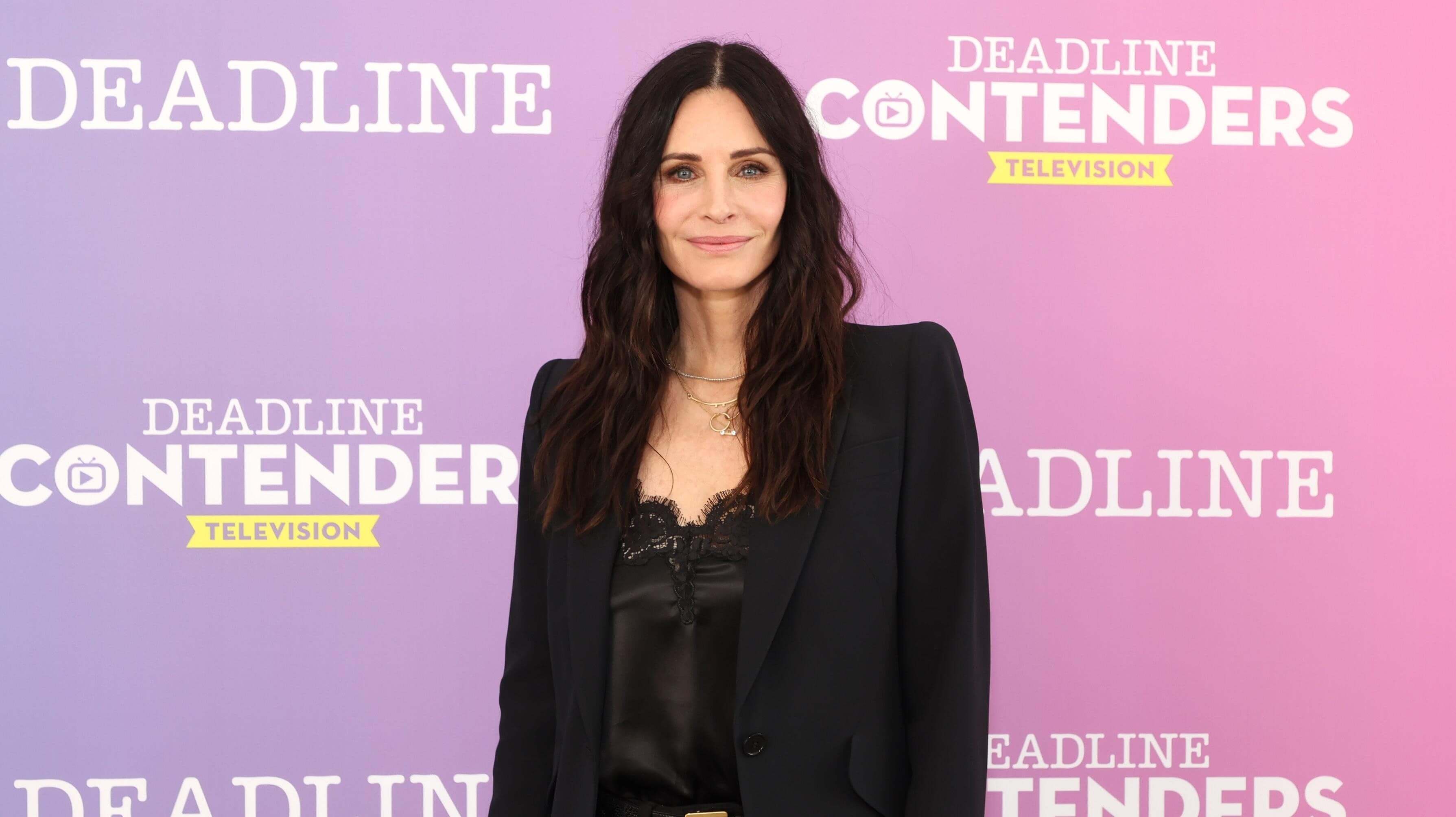 Courtney Cox in talks to distract you from how damn messy Scream 7 has been