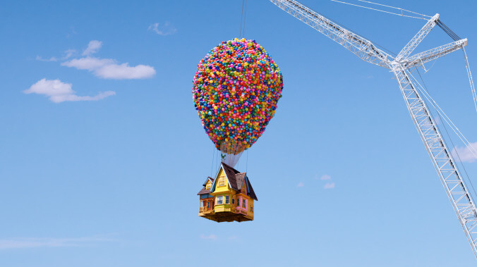 Airbnb invites you to die very stupidly by falling out of its replica of the house from Up