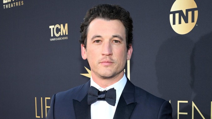 Miles Teller will lead An Officer And A Gentleman