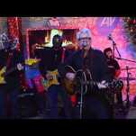 Nick Lowe & Los Straitjackets cover “I Wish It Could Be Christmas Everyday”