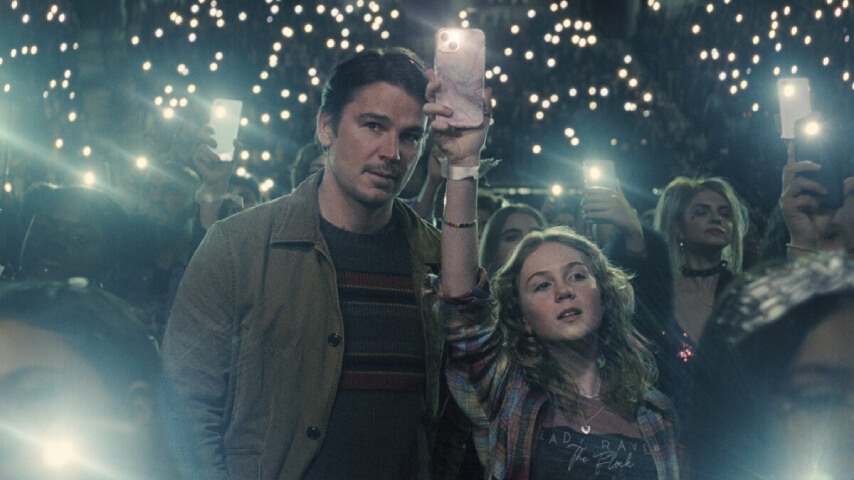 Josh Hartnett squirms and plots through M. Night Shyamalan's perfectly thrilling Trap