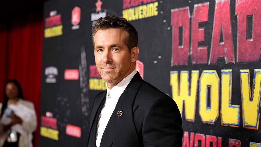 Ryan Reynolds joins the chorus calling for a stunt work Oscar