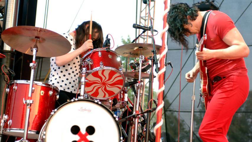 White Stripes reunite to sue Donald Trump