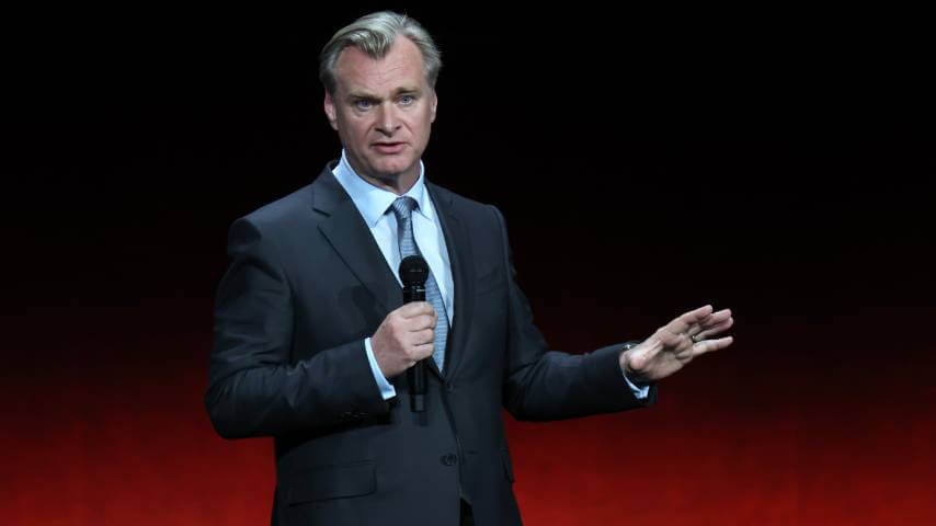 Christopher Nolan is staying at Universal for next movie