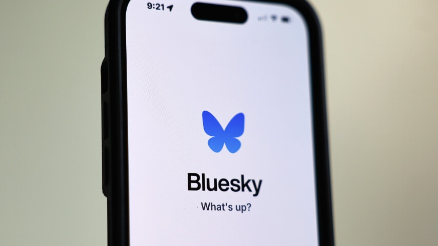 Amid Twitter exodus, Bluesky tops Apple’s App Store