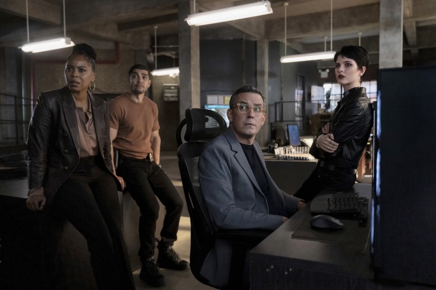 LAW & ORDER: ORGANIZED CRIME -- “Lost Highway” Episode 501 -- Pictured: (l-r) Danielle Moné Truitt as Sgt. Ayanna Bell, Rick Gonzalez as Det. Bobby Reyes, Tate Ellington as Vargas, Ainsley Seiger as Jet— law & order: organized crime season five teaser