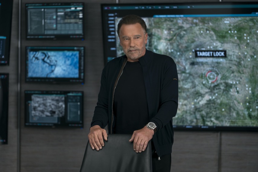 Arnold Schwarzenegger as Luke Brunner in episode 206 of Fubar. Cr. Christos Kalohoridis/Netflix © 2025