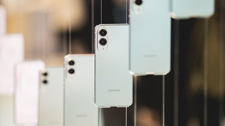 Trump grants tariff exceptions to smartphones, computers, other stuff Silicon Valley likes getting from China