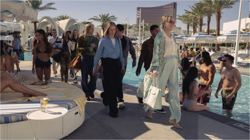 Hacks heads to Las Vegas for some fear and loathing