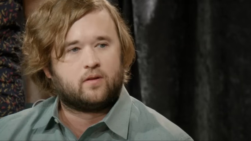 Haley Joel Osment apologizes for using slur during arrest
